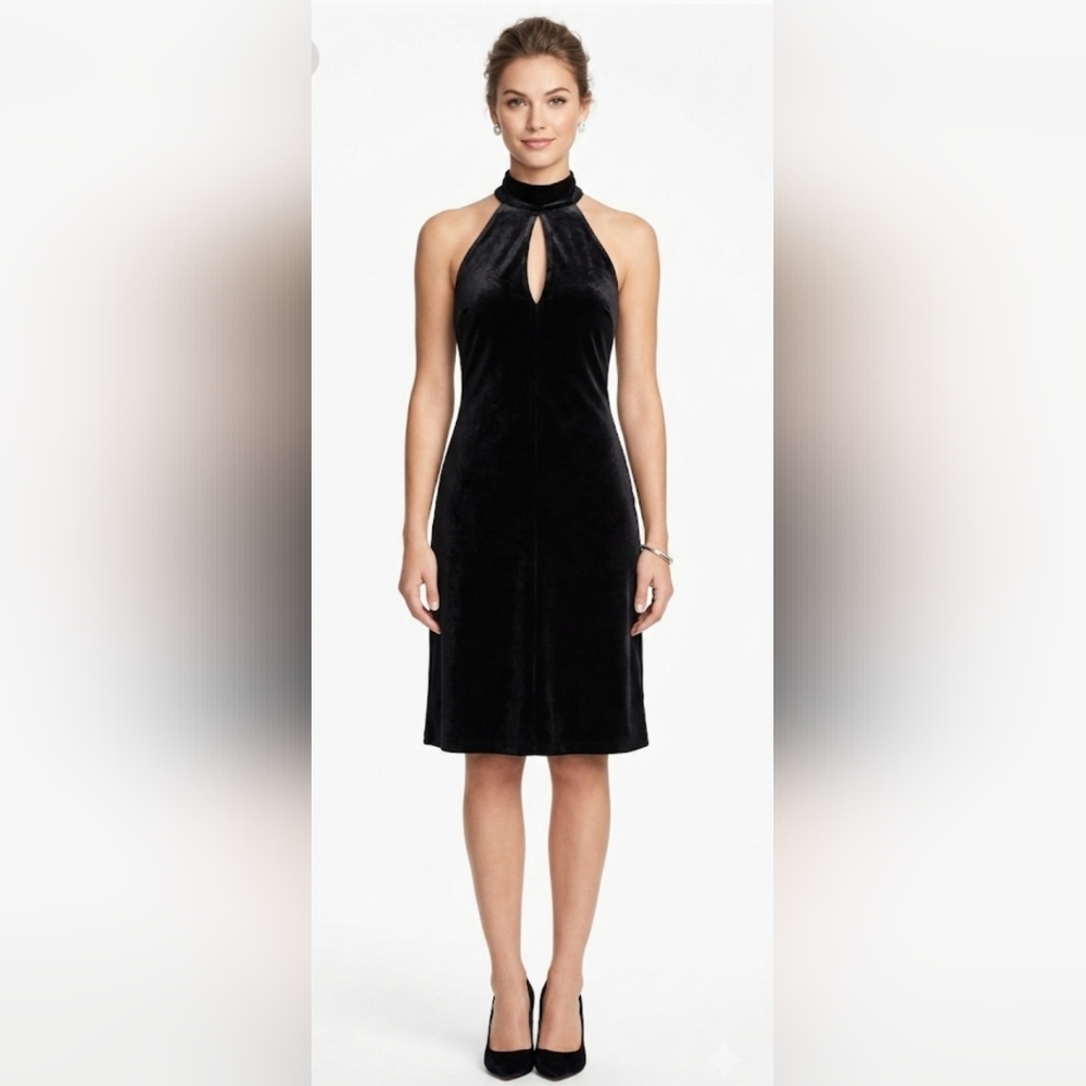 Velvet Elegant Black Strapless Dress size: M